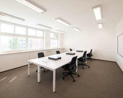 Great, representative offices 184m2, unfurnished in the city center