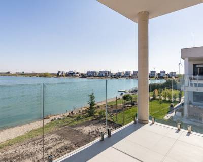 3-BDR APARTMENT NEAR LAKE, balcony, beautiful view, 1.floor, A3TOP3