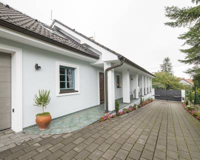 Cosy 3 bdr family house, 170m2, furnished, garage, garden