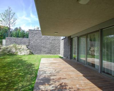 Exclusive 2bdr apt 118 m2, with a spacious terrace, DIPLOMAT PARK