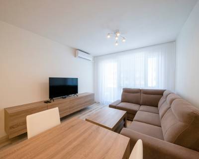 Great 2bdr apt 78 m2, A/C, with balcony and parking, NUPPU