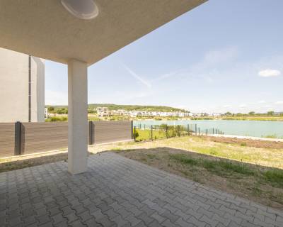 3-bdr apartment w/ garden+terrace, at the lake, 92m2, Kittsee, B2
