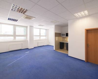 Connected 2 offices, kitchen, toilet, 54m2, ground floor, AB3, parking