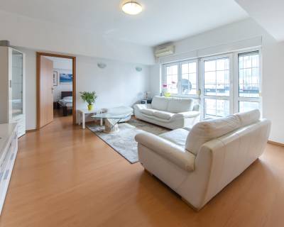 SHORT TERM RENT Beautiful and sunny 1bdr apt 57m2, balcony, great area