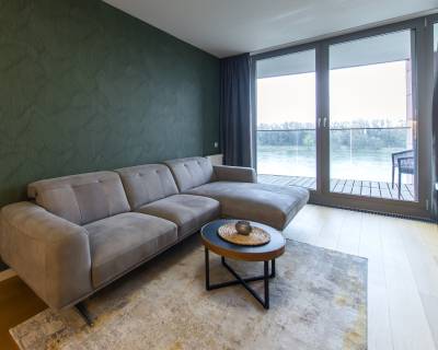 Incredible 1 bdr apt 64m2, A/C, loggia and parking, EUROVEA