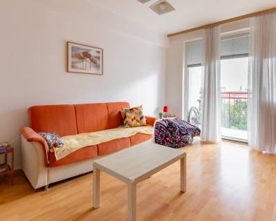 RESERVED Pleasant 1bdr apt 60m2, with loggia in an excellent location
